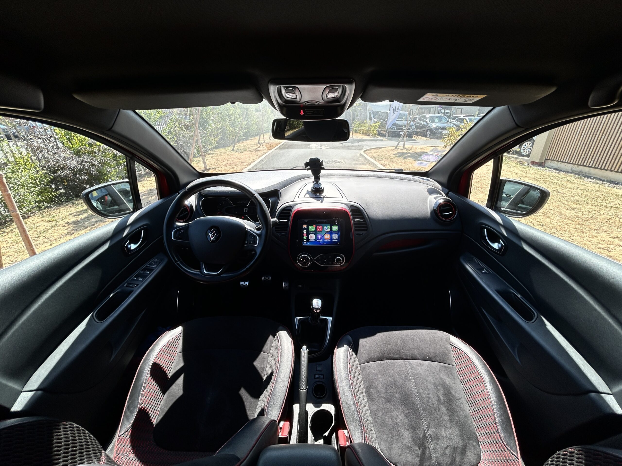 Renault Captur TCe 130 Red Edition CarVentures photo 020