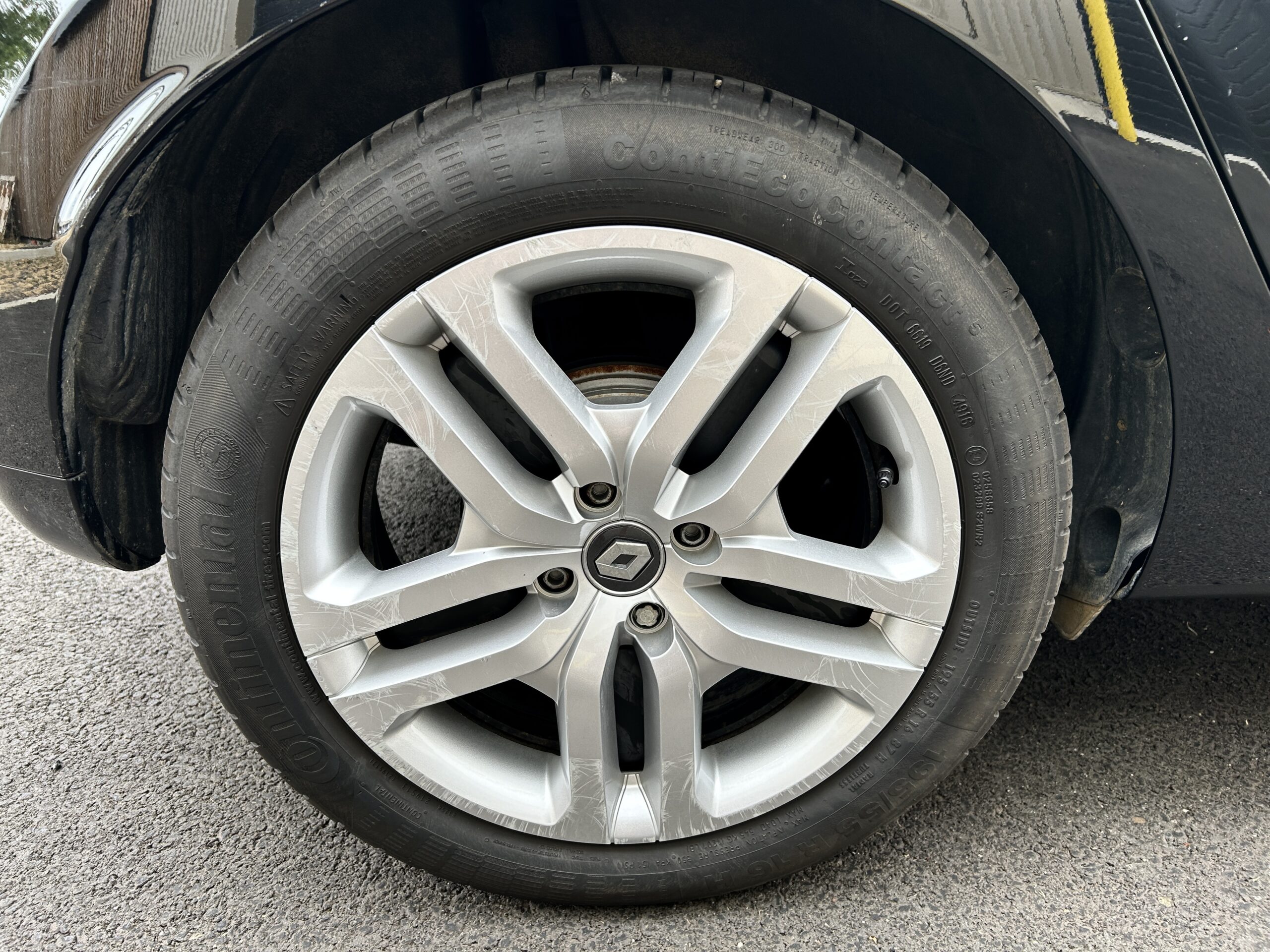 Renault Clio IV TCe 90 Zen CarVentures photo 013