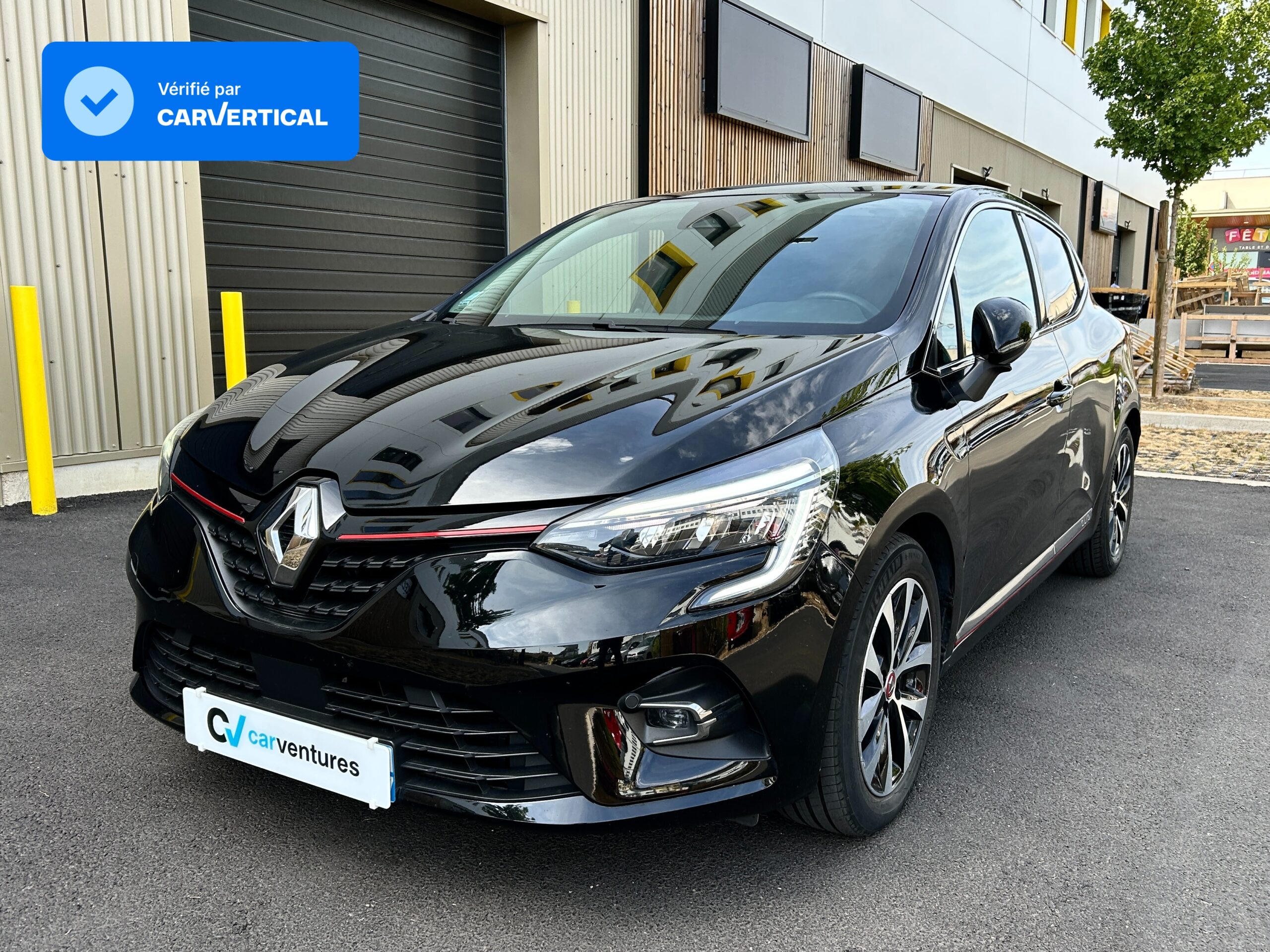 Renault Clio V 1.6 E-Tech 140 Business hybride (2021) - Noir métal