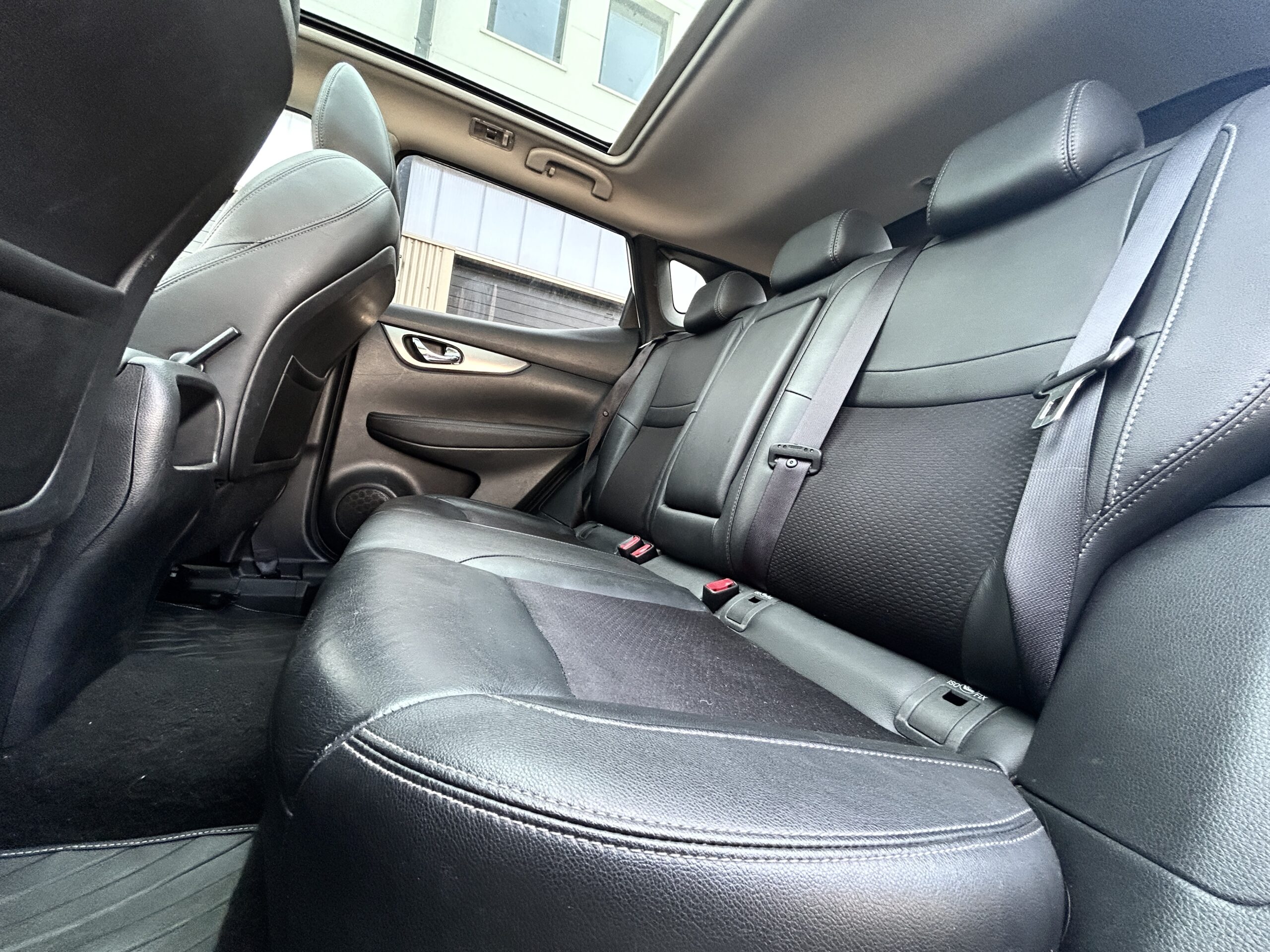 Nissan Qashqai DIG-T 115 Tekna CarVentures photo 016